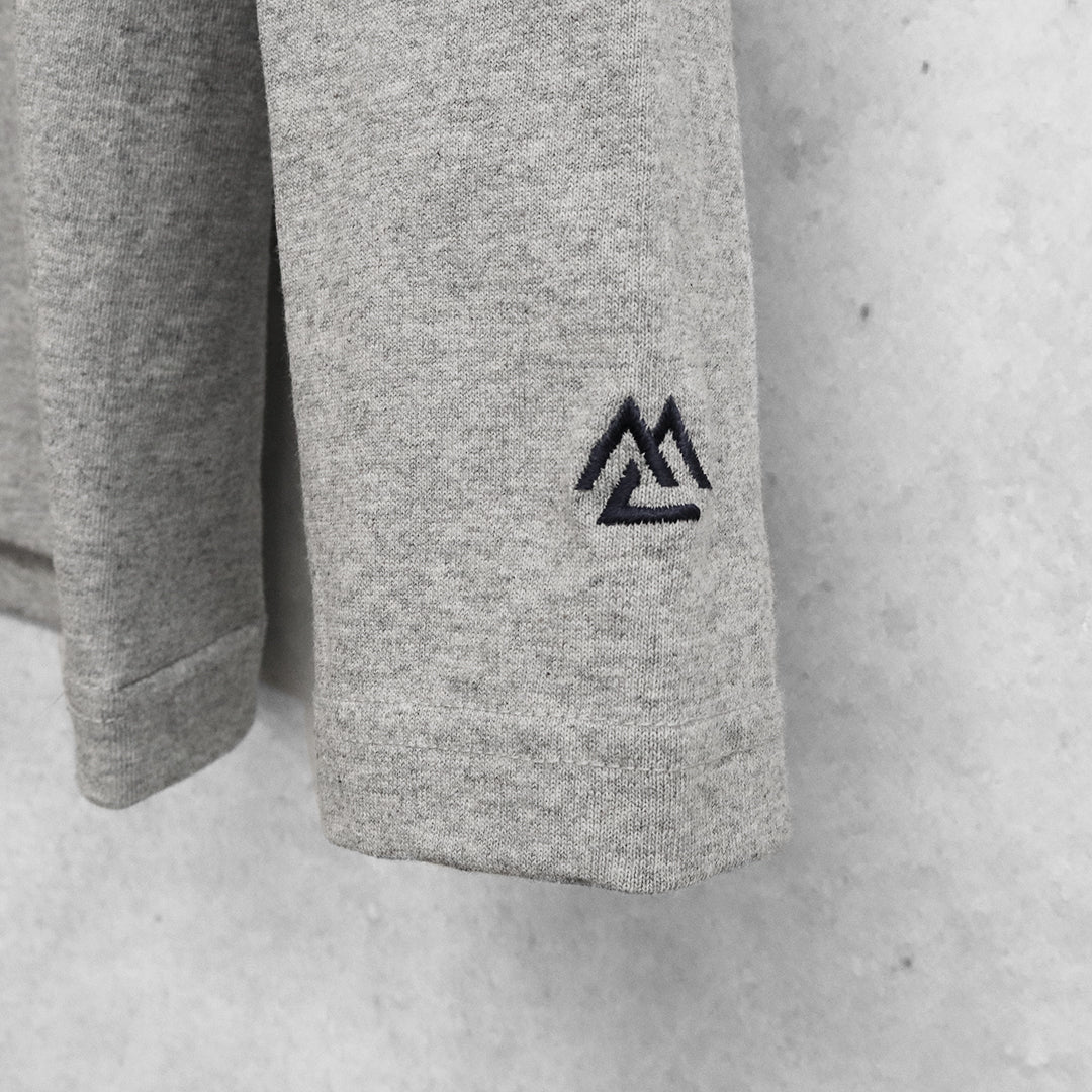 MLVA-09 Emblema reflector T-sh largo