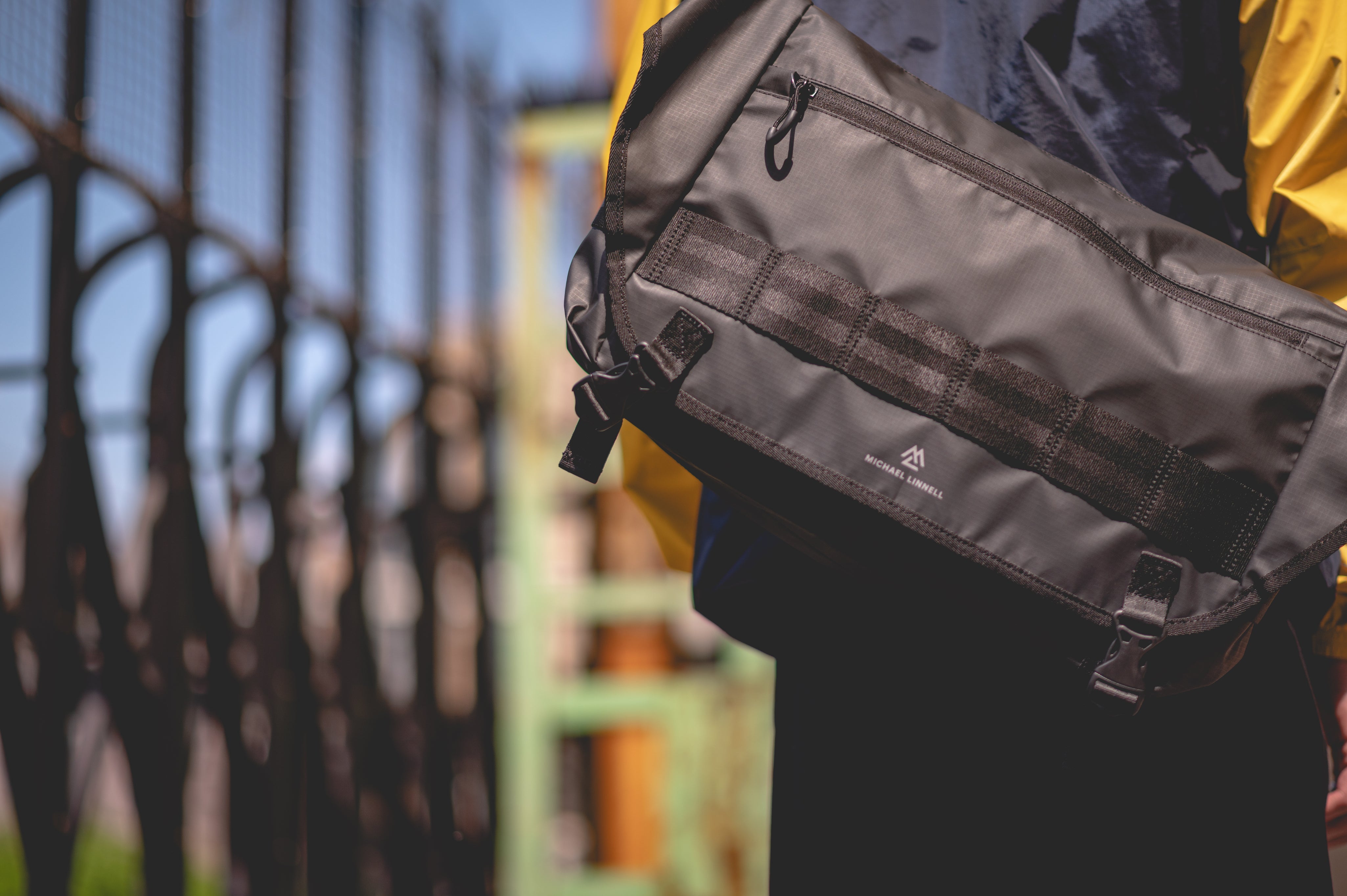 MLAC-26 MESSENGER BAG